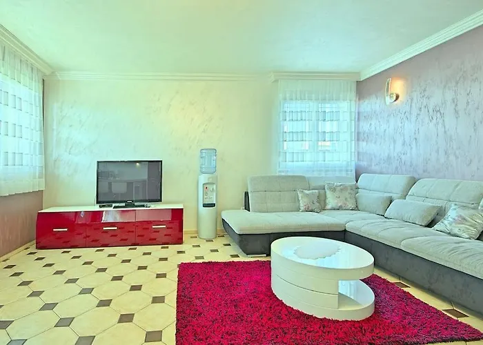 아파트 Viki By Briskva